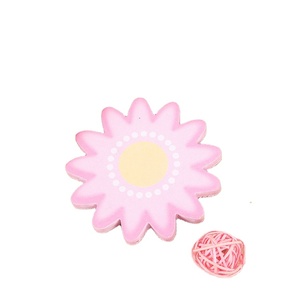 批发学校用品纸贴便签定制图案字母花形文具便签 - Product Image 1
