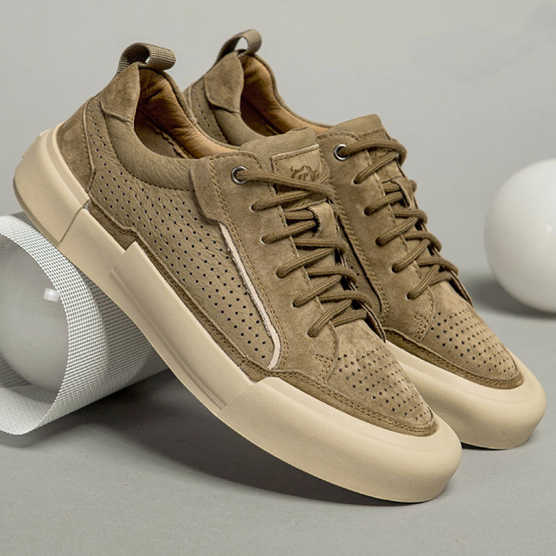 คากี ฮอลโลว์