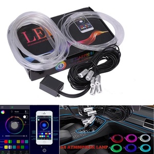 ชุดไฟภายใน LED RGB ควบคุมด้วยแอปไฟและชุดไฟเบอร์ไฟสร้างบรรยากาศไฟเย็นตกแต่งรถด้วยไฟภายใน LED