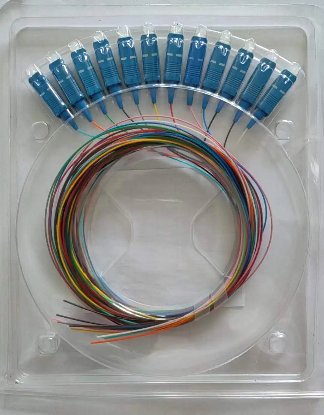 FTTH FC/APC konnektörü domuz kuyruğu Fiber optik tek modlu Fiber lif