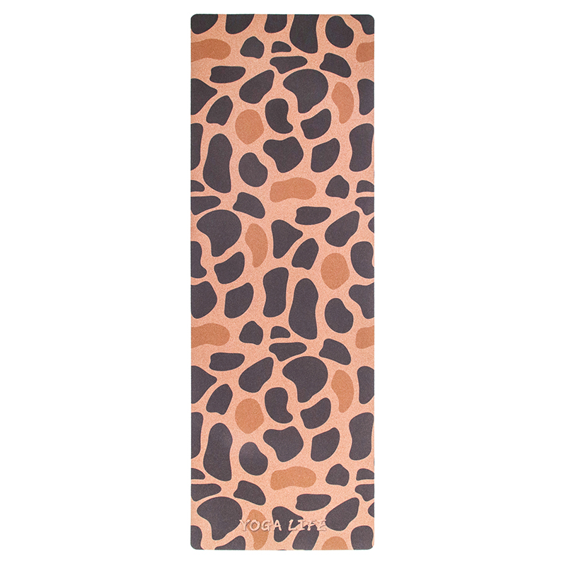 Tapete de corcho con diseño de vaca.