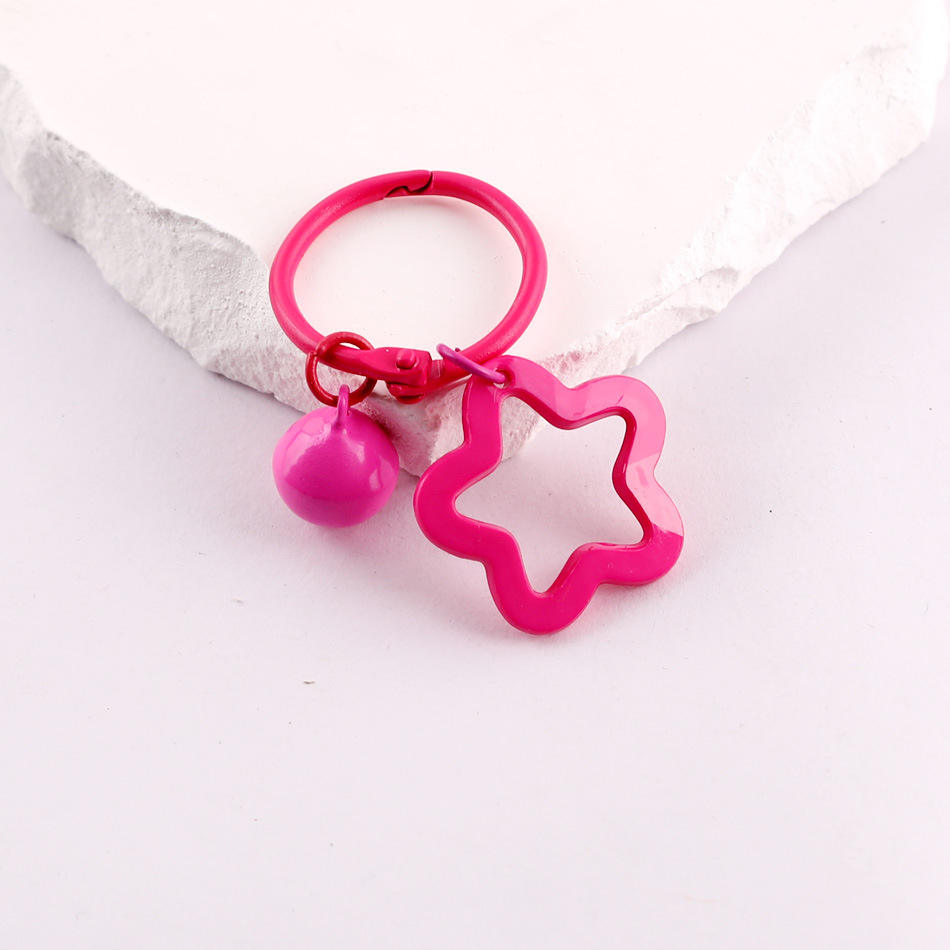 Rose rouge-livre lointain