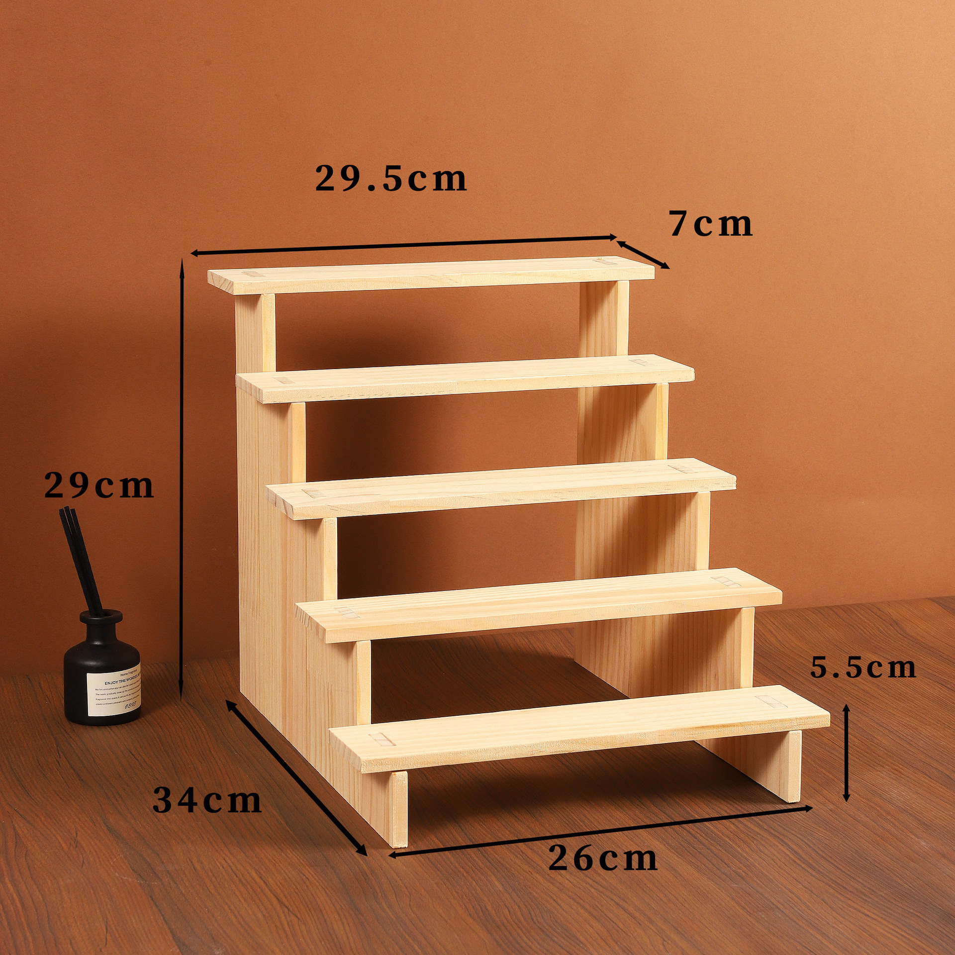 Type B solid wood staircase, five levels.