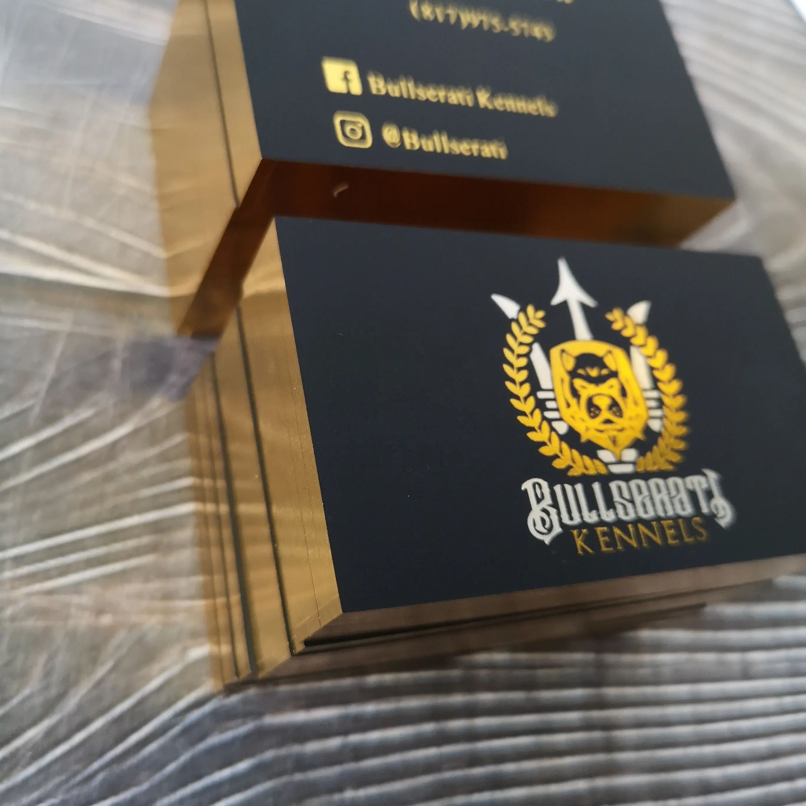 680 gsm black velvet touch paper business card printing with silver foil and gold foil