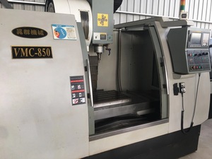 Hot <strong>Sell</strong> Widely Used Vertical and Horizontal Milling Machine Cnc Machining <strong>Center</strong> VMC-850 With 3 Axis - Product Image 2