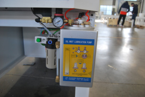 Mini 3 assi in alluminio metallo fresatura CNC macchina del Router di raffreddamento ad acqua mandrino DSP Controller piccola macchina per il taglio del legno CNC - Product Image 4