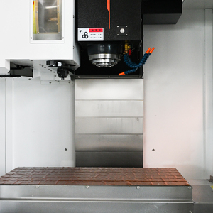 Fresadora CNC de 3 ejes de alto rendimiento Torno CNC de procesamiento de metales a la venta - Product Image 2