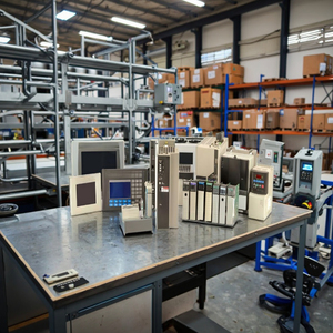 Hot Selling Original HMI für die industrielle Steuerung und SPS-Programmierung 2711-M3A18L1 - Product Image 3