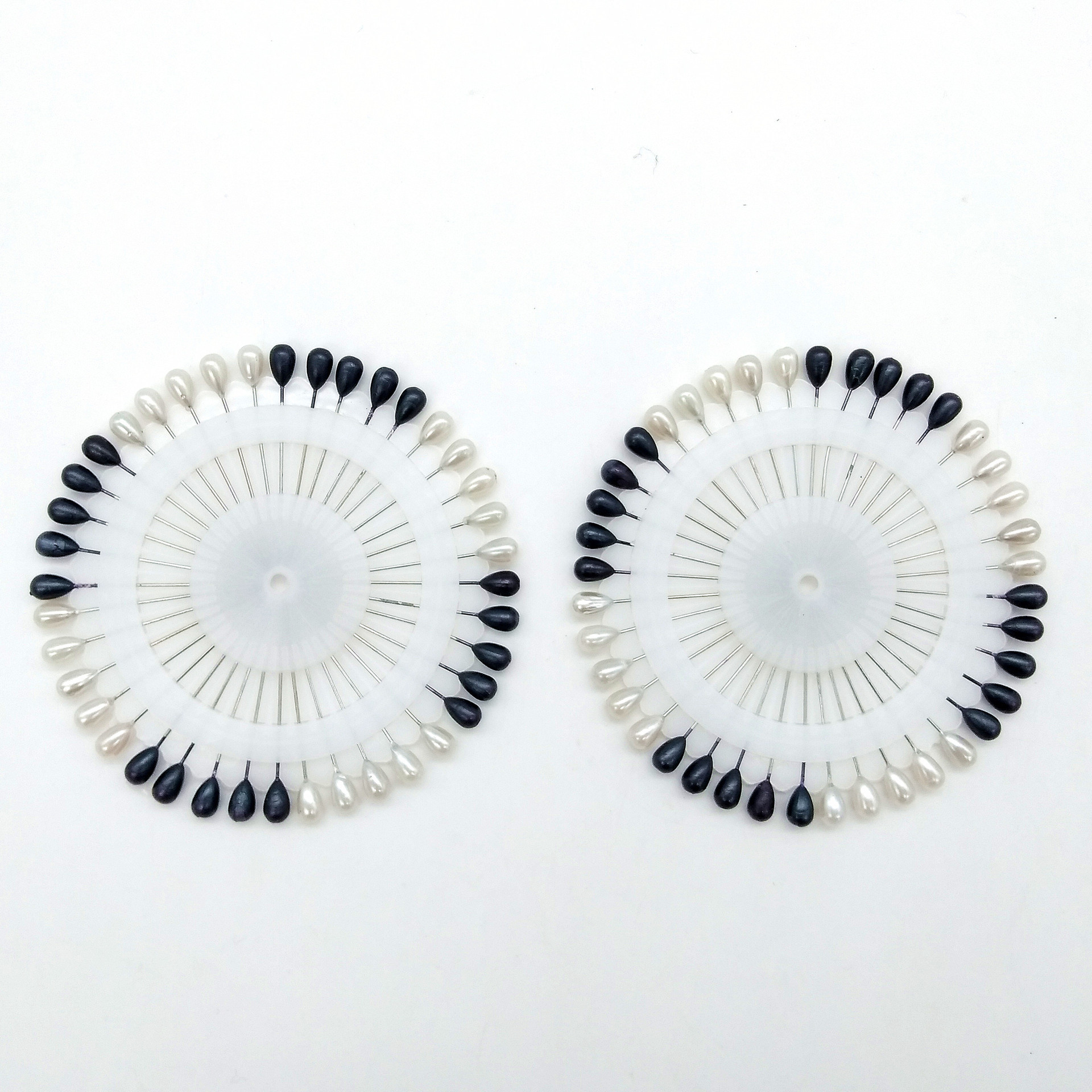 Black/white