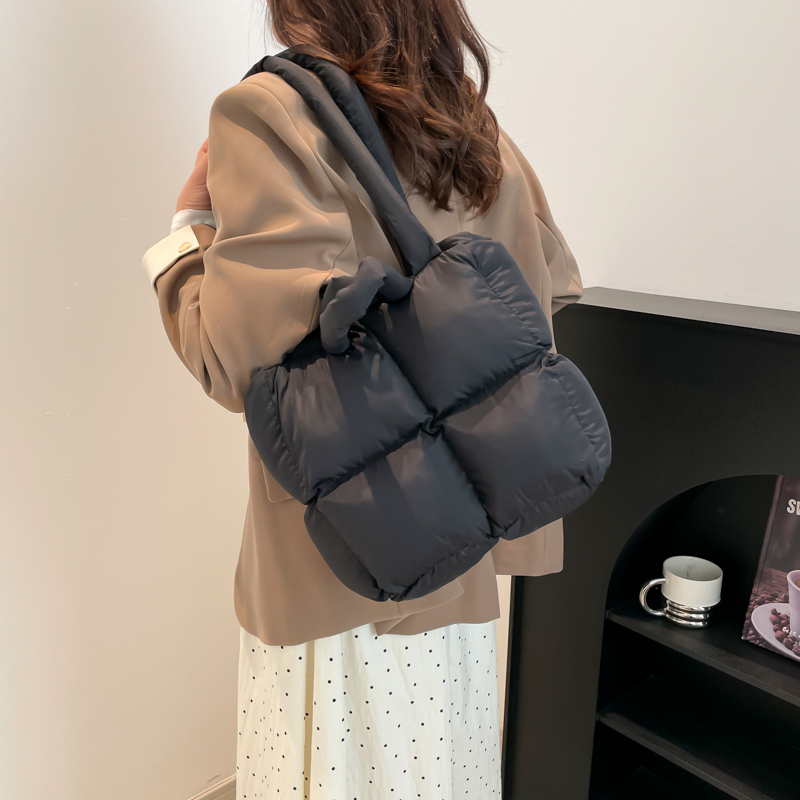 Sac fourre-tout Puffer (25*25*13cm 260g)-couleur 5