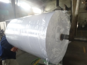 プラスチック製再生カード用2025新しいプラスチックPVC 0.2-0.4mm UVオフセット印刷ハードPVCシートホワイトマットPVCシート
