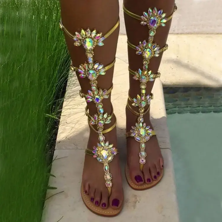 Novas senhoras de luxo flat outdoor boêmio sandálias romanas planas clip-pés diamante tendência gladiador sandálias botas para as mulheres