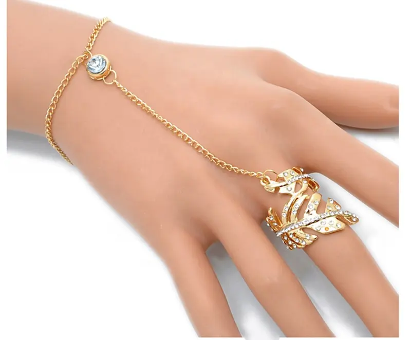 14K Gold Chain Bracelet Connected With Ring Attach