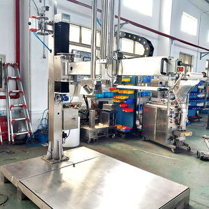 オイル、化学薬品、液体製品用の自動ドラム & トートフィリングマシン200L & <span class=keywords><strong>1000L</strong></span>ソリューション