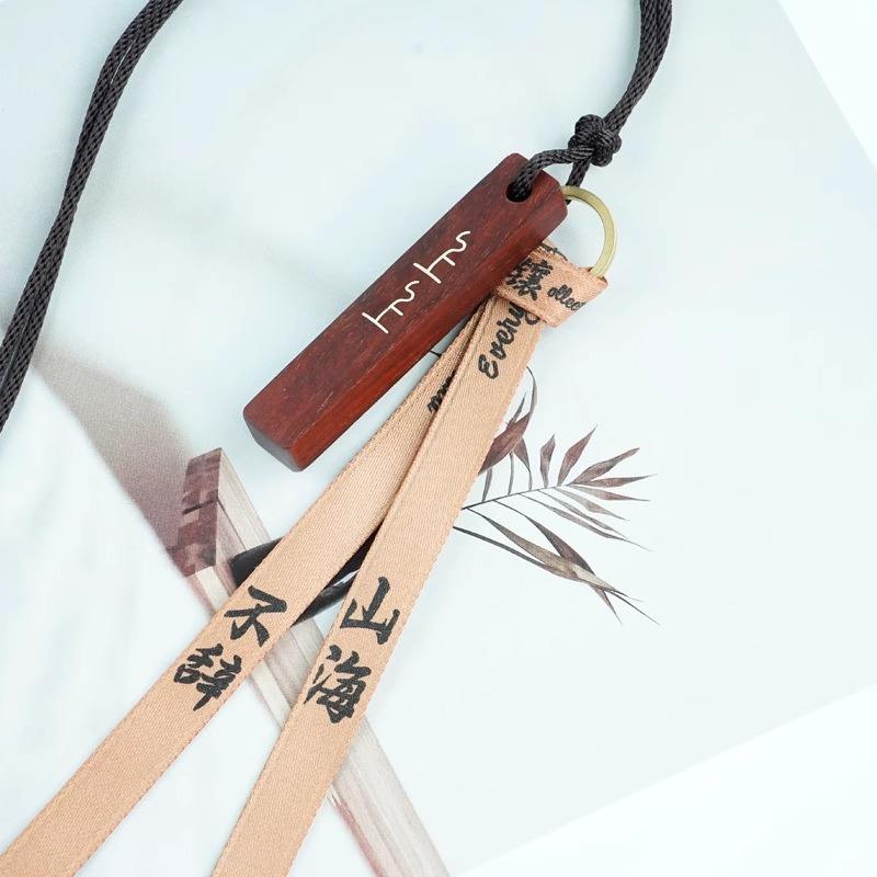 Bois de santal rouge plaqué argent signe-up pendentif [Pas d'exception à Mo