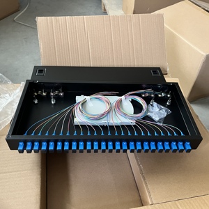 19 pulgadas FC SC lC 12 24 puertos Distribución de fibra óptica marco ODF Patch panel para equipos de telecomunicaciones - Product Image 6