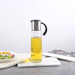 विंटेज ग्लास खुदरा जैतून का तेल डिस्पेंसर आकार 600 मिलीलीटर क्षमता के कप प्लास्टिक सामग्री स्प्रे मापने वाले कप प्लास्टिक सामग्री स्प्रे - Product Image 3