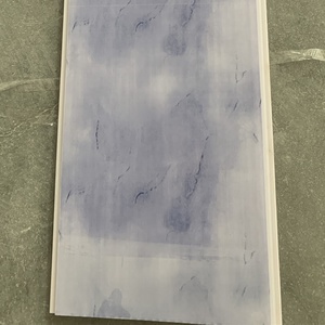 现代聚氯乙烯墙板天花板，用于浴室条形设计，具有防水防火功能，易于安装天花板网格 - Product Image 4