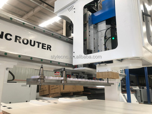 Mesa de enrutador CNC 5x10 con kit de cambiador automático de herramientas - Product Image 2