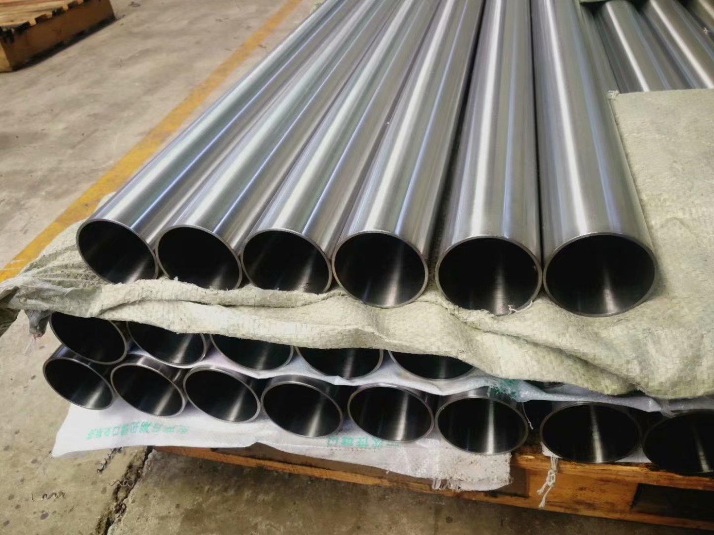 titanium Titanium Gr2 Titanium Round Seamless Pipe And Tube