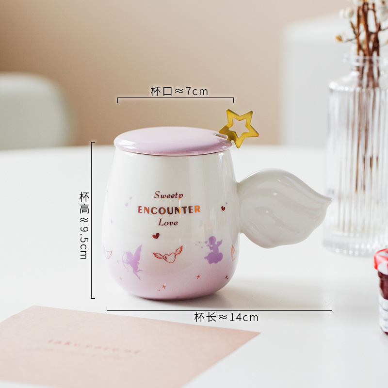 Emballage ordinaire violet à une tasse