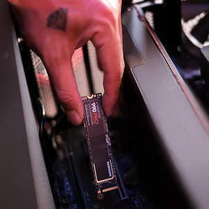 990 PRO SSD1TB <strong>2280</strong> Internal Solid State Hard Drive, Seq. Read Speeds up to 7,450 MB/s for High End Computing - Product Image 4