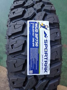 マウント235/70r16 Lt245/75r16チューブレスカータイヤタイヤプレミアム泥地形オールシーズンLT265/70R17 M/Tラジオタイヤ