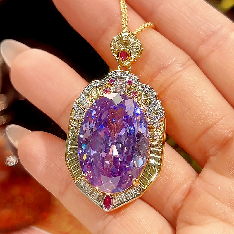 Pendentif bleu avec chaîne Chopin