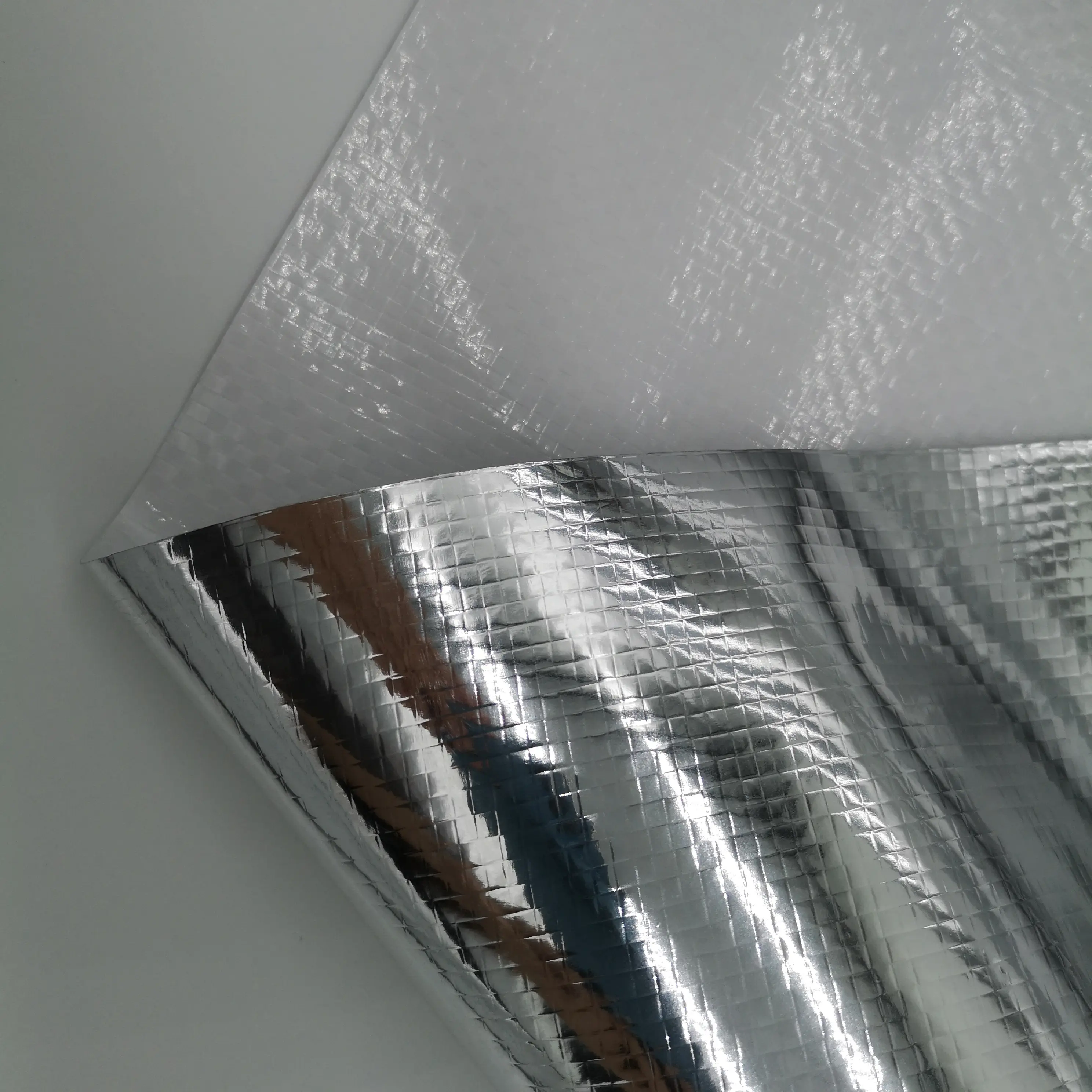 Oxygen Barrier Single Side Aluminum Film Coated Woven Fabric