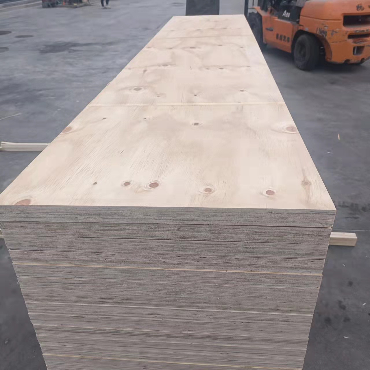 4x8 Construction Grade Plywood 1/2 3/4 5/8 Inch Waterproof Marine CDX Pine Plywood made in Linyi City