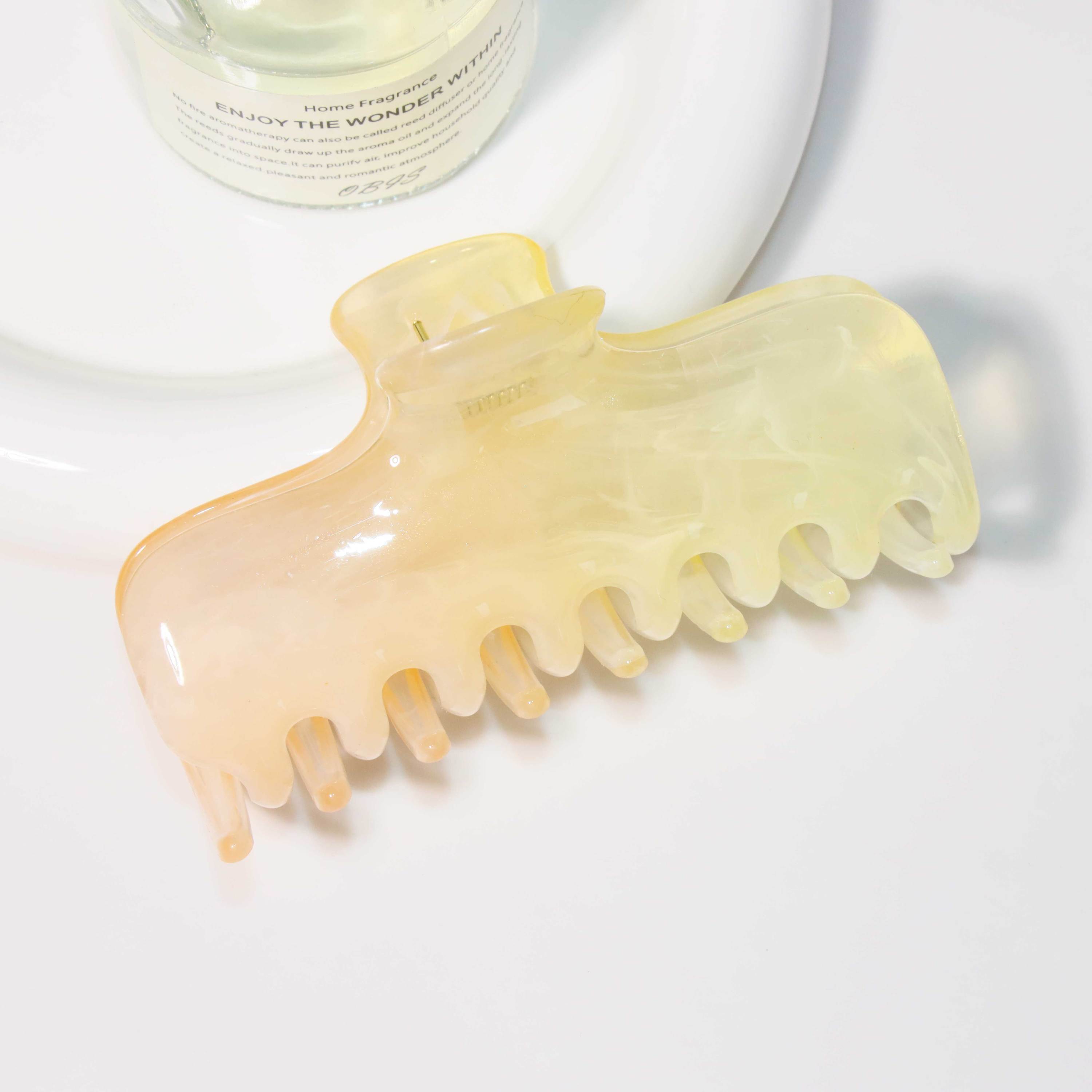 Creamy Amber Swirl