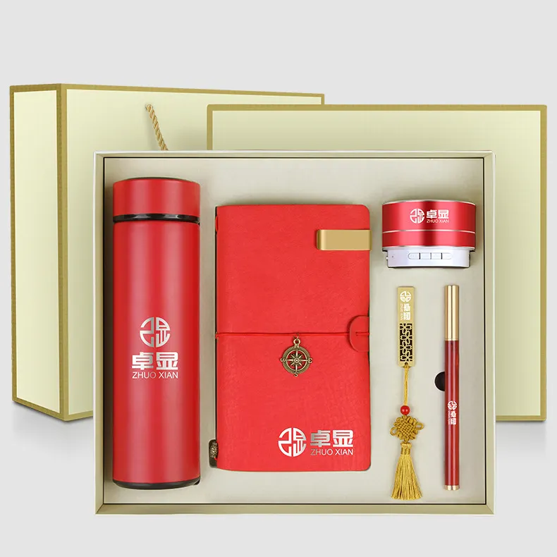 Soporte MOQ bajo Personalización Botella de agua de lujo Cuaderno Artículos de regalo Recuerdo Oficina Conjunto de regalo promocional