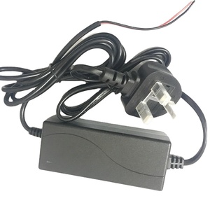 充電式バッテリーで複数のLEDライトを充電する1S 4.2V 4Aリチウムイオンバッテリー充電器 - Product Image 1