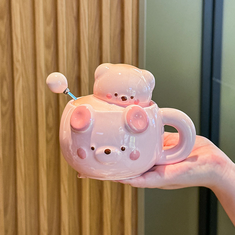 Three-dimensional probe bear-pink-cup lid ball spoon