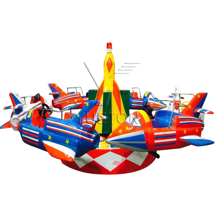 Eğlence parkı çocuklar Merry Go Round atlıkarınca kendini kontrol uçak binmek çocuk oyun alanı için