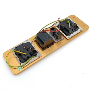 Toma de corriente multifuncional dorada personalizada, dos tomas de corriente duales USB y tipo C, puerto de carga CAT 6 HD, para escritorio y oficina - Product Image 2