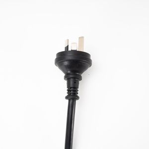 工場CEE 2ピン/3ピン女性AC電源コード300V PVCジャケット家電工業用機器VDE認定AU/CEE/AS/VDE US