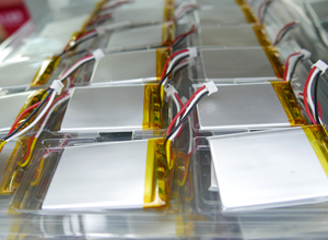 סוללה סיטונאית במפעל <span class=keywords><strong>3.7v</strong></span> 300mah 400mah 500mah 600mah 700mah 800mah 900mah 1000 - Product Image 5