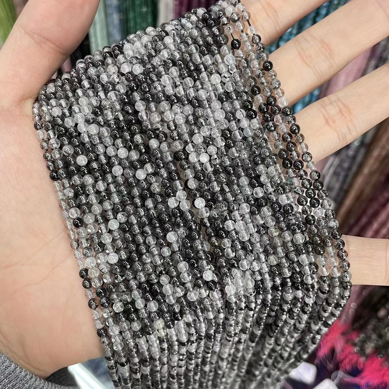 Quartz rutilé noir