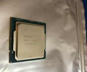 Procesador Central i7 9700, Procesador de escritorio, 8 núcleos, hasta 4,7 GHz, LGA1151, serie 300, 65W, Gen 9, LP - Product Image 6