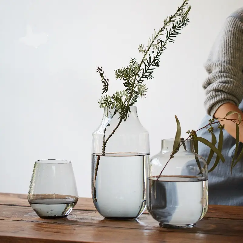 Venta al por mayor personalizable decoración del hogar jarrones de cristal y cristal con jarrón de piso moderno de lujo para planta de agua flor seca