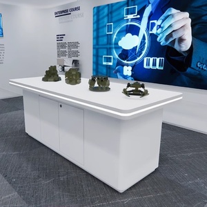 Customized Company Exhibition Hall Sample Island <span class=keywords><strong>Counter</strong></span>, celular e computador Experience <span class=keywords><strong>Table</strong></span> Exhibition Stand