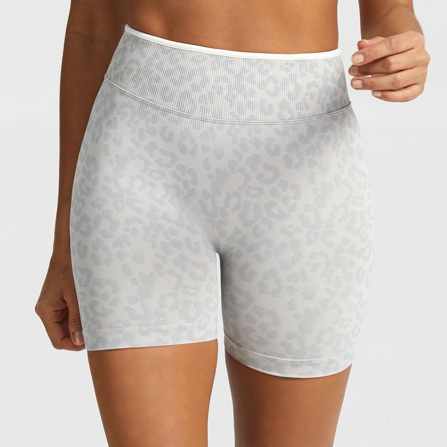 Short gris clair