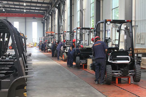 Novo 4 Ton Diesel Empilhadeira <span class=keywords><strong>Manual</strong></span> Fonte De Alimentação 4000kg Capacidade Núcleo Do Motor Engrenagem Rolamento Empilhadores De Paletes Excelente Usado