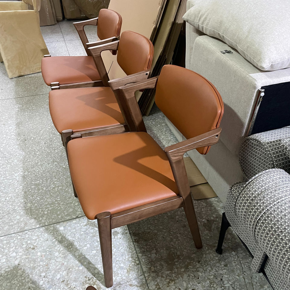 Custom Wholesale Modern Restaurant Upholstered Faux Leather Oak Dining Chair With Arms Black Leather Z Shape Dining Chair