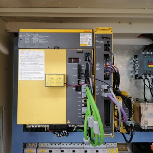 VMC850 cnc Bearbeitungs zentrum Roller Linear führung Fanuc Steuerung 4-Achsen-CNC-Fräsmaschine - Product Image 6