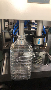 Semi-Automatic 2 Cavity Pet Blow Molding Machine for <strong>5L</strong> <strong>Bottles</strong> and Jars <strong>Used</strong> with Core Motor and PLC Components