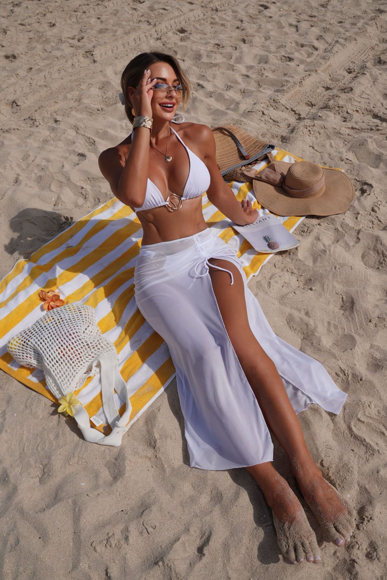 9364 white three-piece set