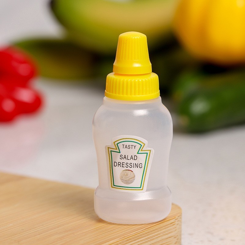 Bouteille à presser pour salade