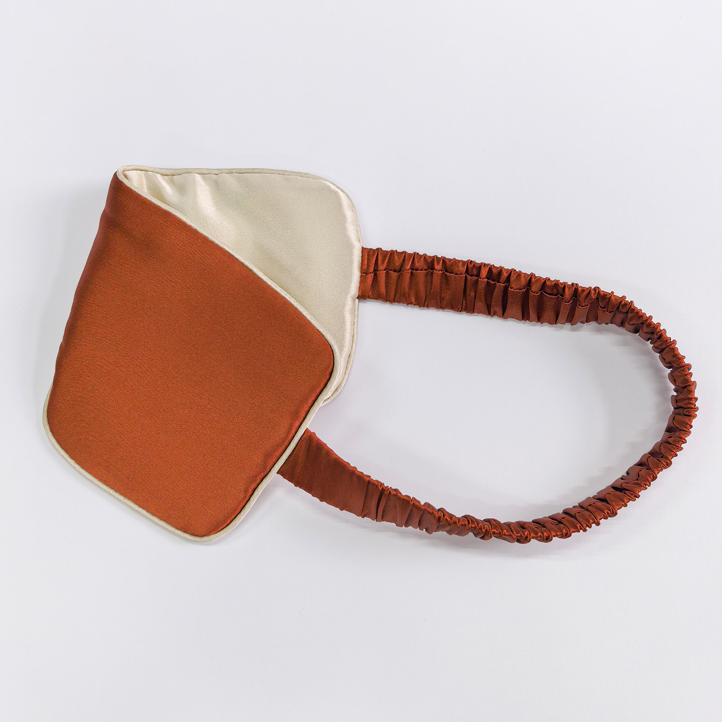 Masque de sommeil de luxe en soie Danju